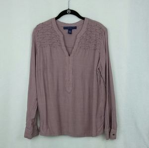 ⭐️ 5 for $25 ⭐️ Bandalino Women's Vneck Beaded Top sz Small